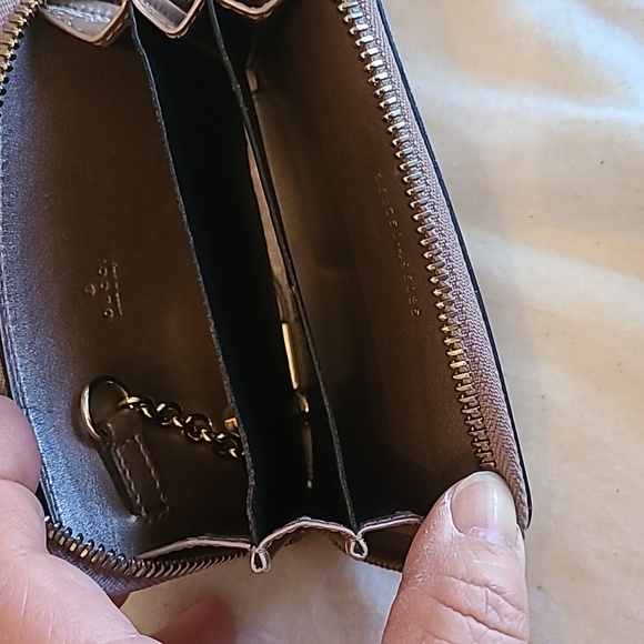 GUCCI Micro Guccissima Zip Wallet w/Zipper Pull - Picture 7 of 15